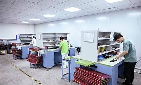 Hcc95c6675e4b448497777bc498175747T